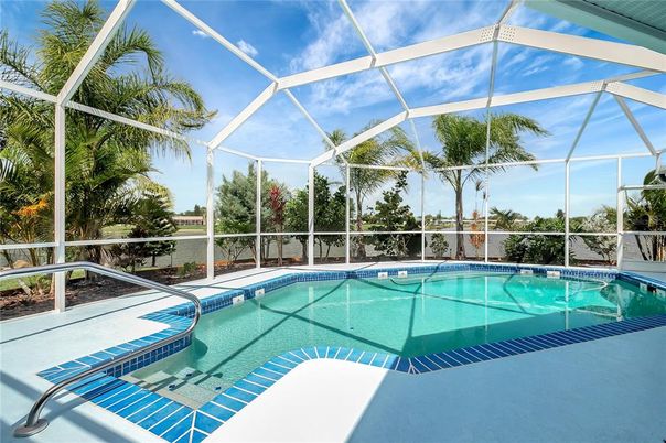 Glass Ceilings, Interior, Pool, Sun Room, Water