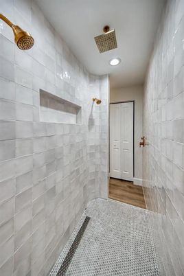Bathroom, Interior, Recessed Lighting, Wood Texture Flooring