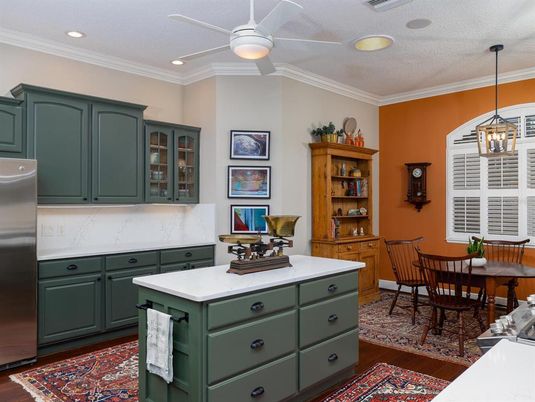Dining room, Interior, Kitchen, Pendant Lights, Recessed Lighting, Wood Texture Flooring