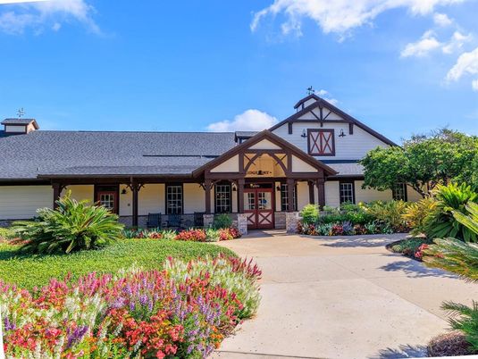 Exterior, Facade, Tudor Revival