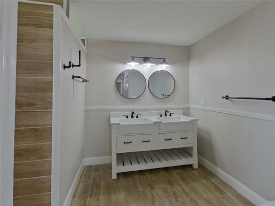 Bathroom, Dual Sink Vanities, Interior, Wood Texture Flooring
