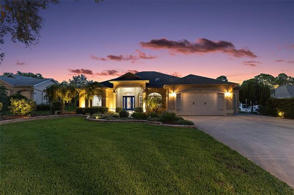Attached, Backyard, Exterior, Facade, French Provincial