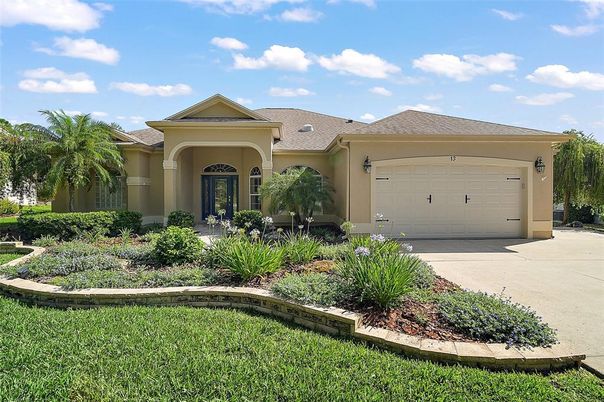 Attached, Exterior, Facade, Mediterranean