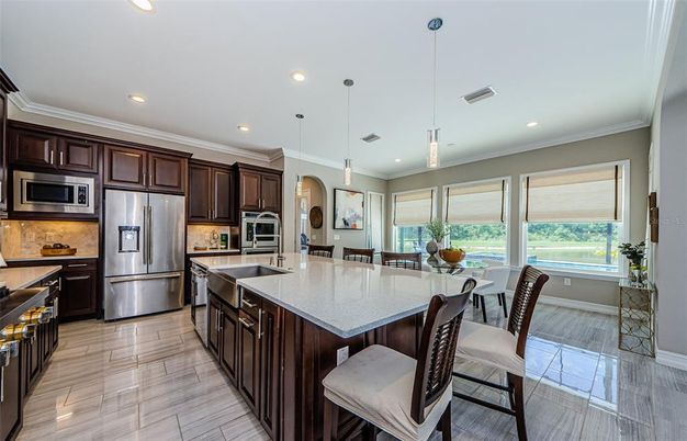 Dining room, Interior, Kitchen, Pendant Lights, Recessed Lighting, Stainless Steel Appliances