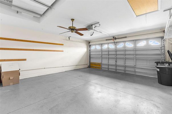 Garage, Interior