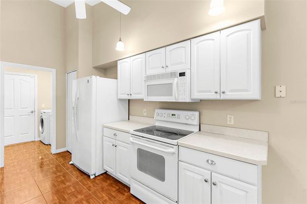 Interior, Kitchen, Pendant Lights, Washer, Wood Texture Flooring