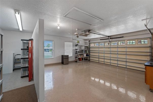 Garage, Interior