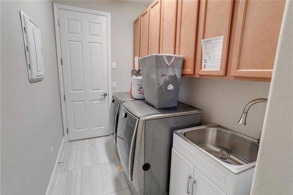 Interior, Washer