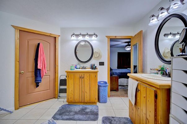 Bathroom, Dual Sink Vanities, Interior