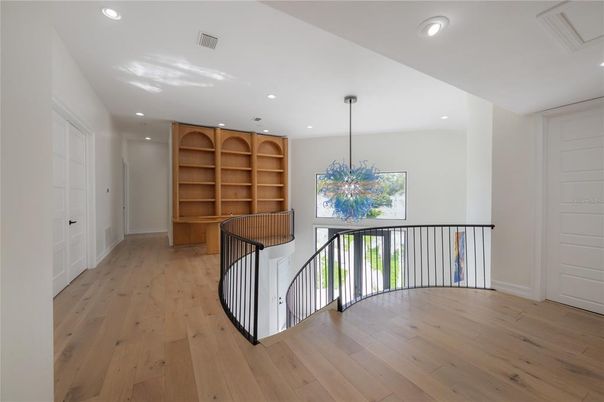 Interior, Recessed Lighting, Wood Texture Flooring