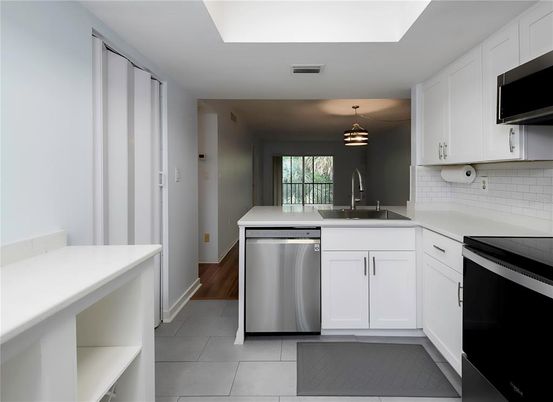 Interior, Kitchen, Pendant Lights, Stainless Steel Appliances