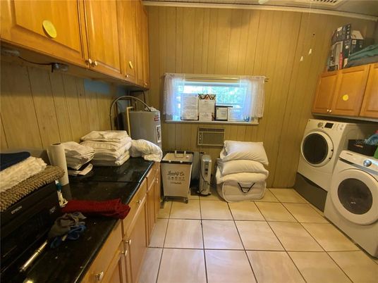 Interior, Washer, Wooden Walls