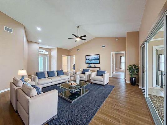 Interior, Living room, Recessed Lighting, Wood Texture Flooring
