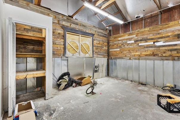 Interior, Wooden Walls