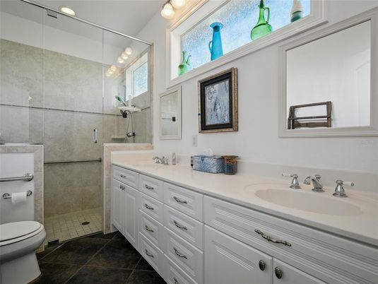 Bathroom, Dual Sink Vanities, Interior