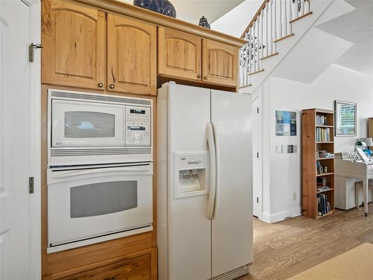 Interior, Kitchen, Washer, Wood Texture Flooring