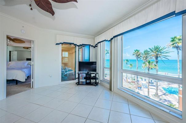 Bedroom, Interior, Water