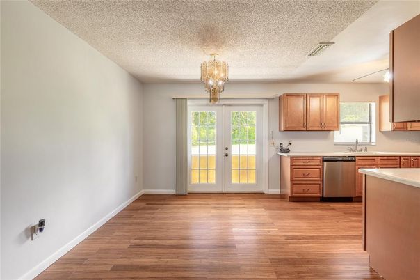 Chandelier, Interior, Kitchen, Wood Texture Flooring