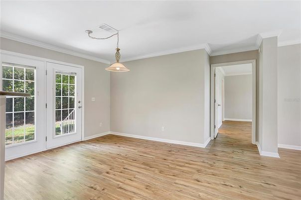 Empty room, Interior, Pendant Lights, Wood Texture Flooring