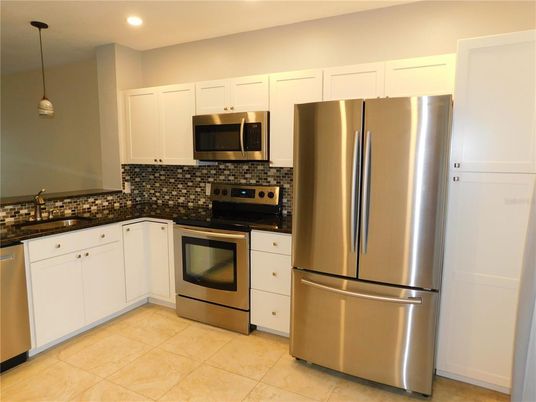 Interior, Kitchen, Pendant Lights, Recessed Lighting, Stainless Steel Appliances