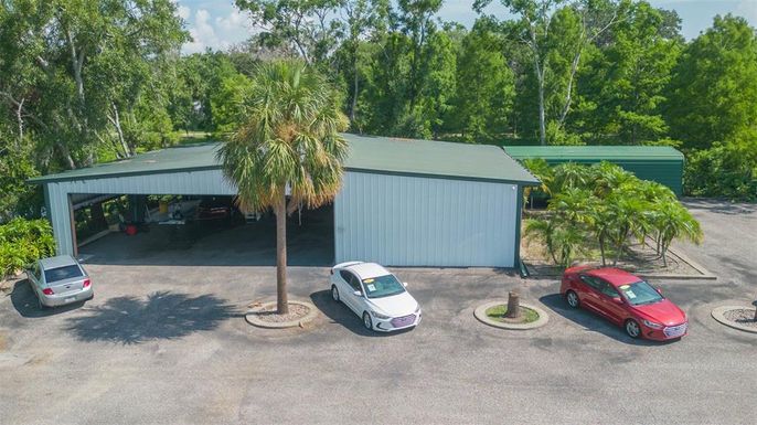 Detached Garage, Exterior