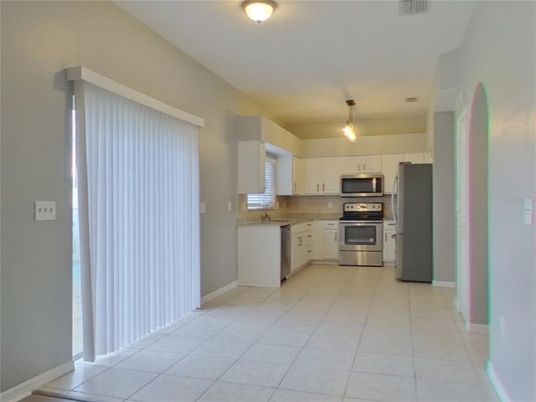 Interior, Kitchen, Pendant Lights, Stainless Steel Appliances