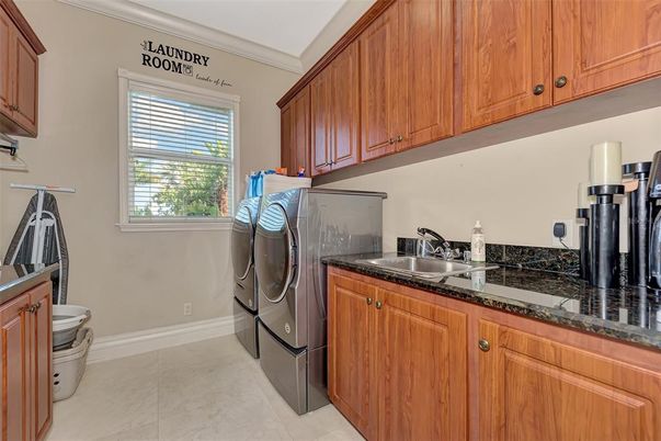 Interior, Washer