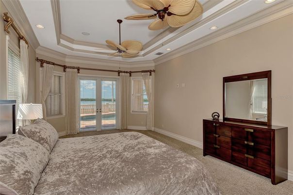 Bedroom, Interior, Recessed Lighting, Water