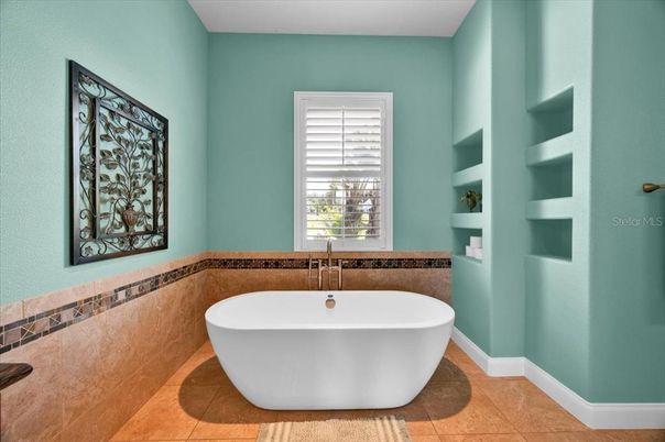 Bathroom, Free Standing Baths, Interior