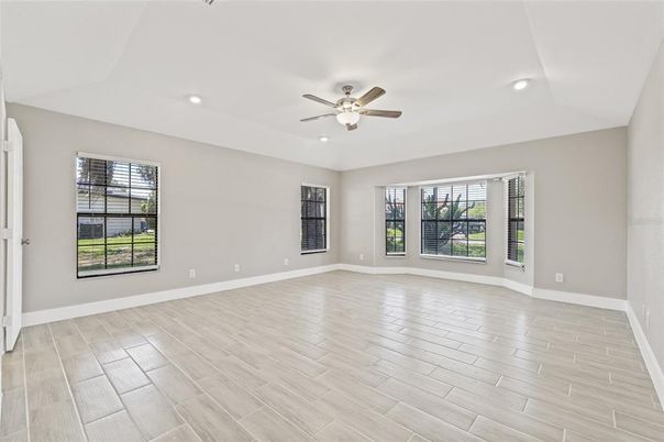 Empty room, Interior, Recessed Lighting, Wood Texture Flooring
