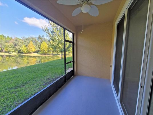 Interior, Sun Room, Water