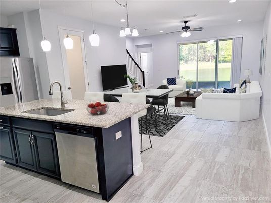 Dining room, Interior, Kitchen, Living room, Pendant Lights, Recessed Lighting, Stainless Steel Appliances