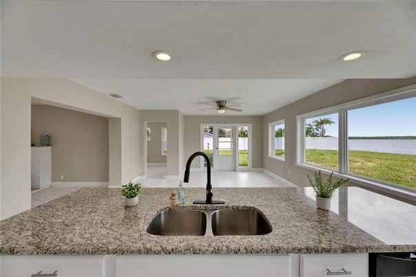 Interior, Kitchen, Recessed Lighting, Water