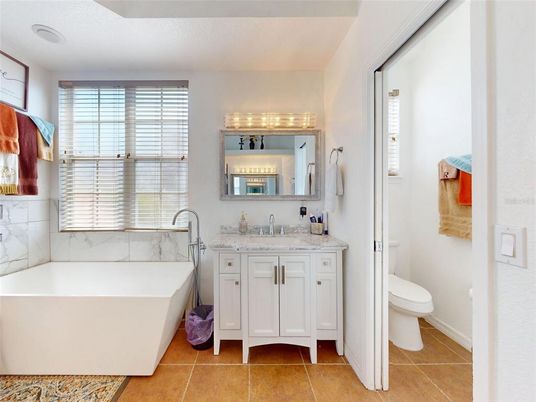 Bathroom, Free Standing Baths, Interior, Marble Walls