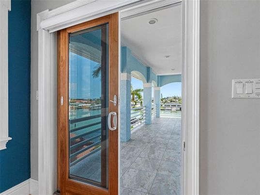 Interior, Recessed Lighting, Water