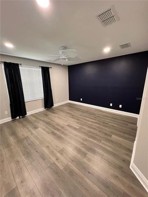 Empty room, Interior, Recessed Lighting, Wood Texture Flooring