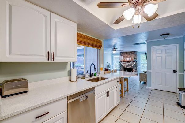 Fireplace, Interior, Kitchen