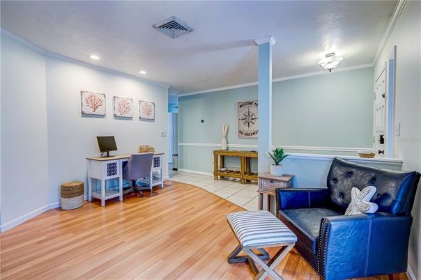 Home Office, Interior, Recessed Lighting, Wood Texture Flooring