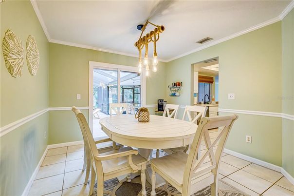 Dining room, Interior, Pendant Lights