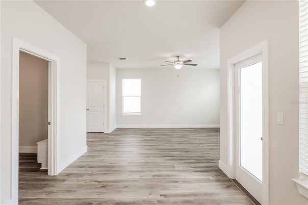 Empty room, Interior, Recessed Lighting, Wood Texture Flooring