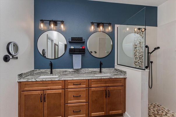 Bathroom, Dual Sink Vanities, Interior