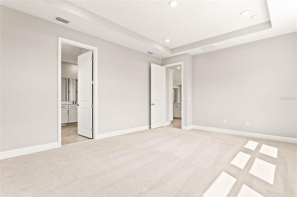 Empty room, Interior, Recessed Lighting