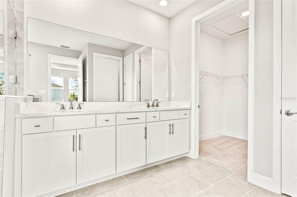 Bathroom, Dual Sink Vanities, Interior, Recessed Lighting