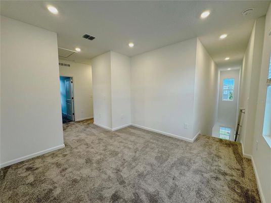 Empty room, Interior, Recessed Lighting