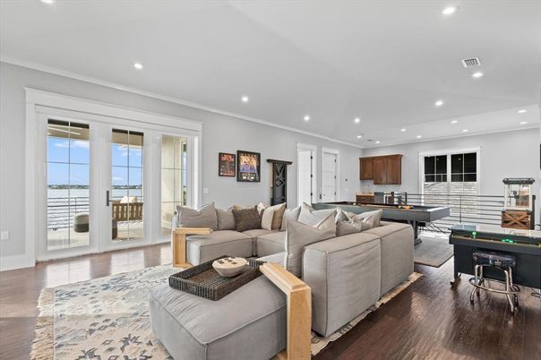 Game Room, Interior, Living room, Recessed Lighting, Wood Texture Flooring