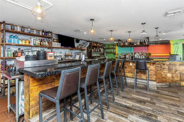 Interior, Pendant Lights, Wood Texture Flooring