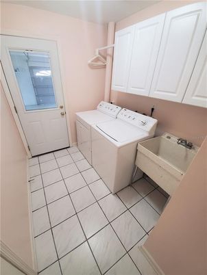 Interior, Washer