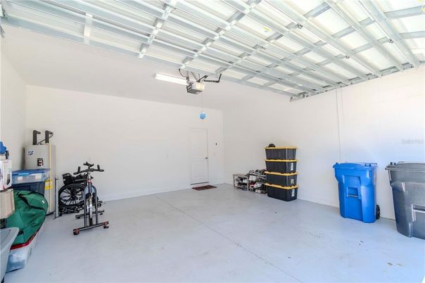 Garage, Interior