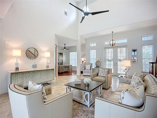 Interior, Living room, Pendant Lights