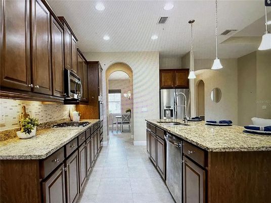 Interior, Kitchen, Pendant Lights, Recessed Lighting, Stainless Steel Appliances